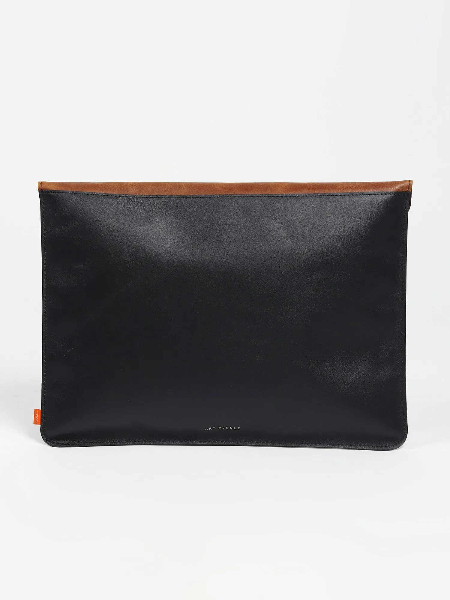 ABAZE - LEATHER LAPTOP SLEEVE