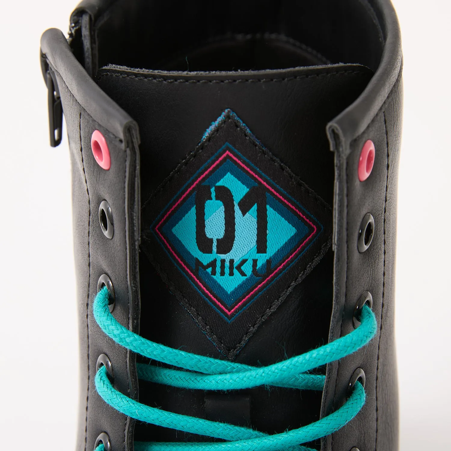 Hatsune Miku Model Boots