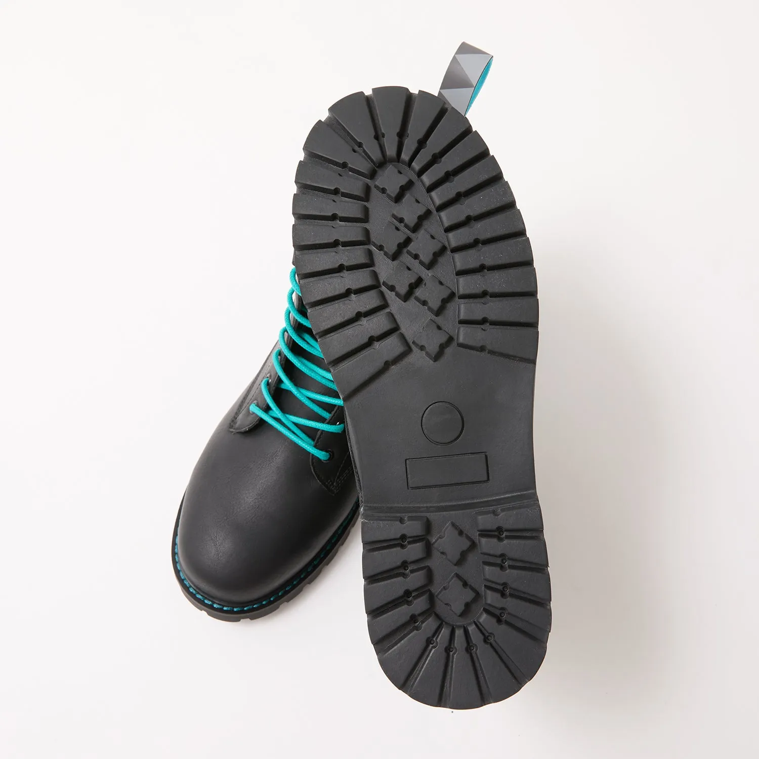 Hatsune Miku Model Boots